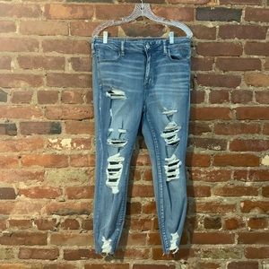 American Eagle Super Stretch Ripped Jeans!
